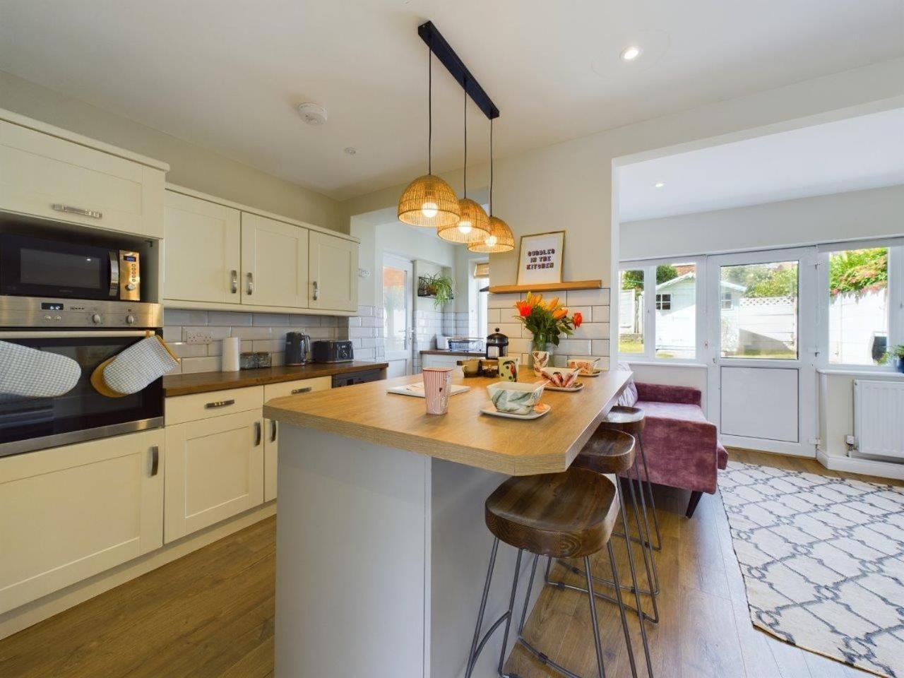 Stones Throw - Stunning House, Mins From Beach And Dogs Welcome 布罗德斯泰 外观 照片