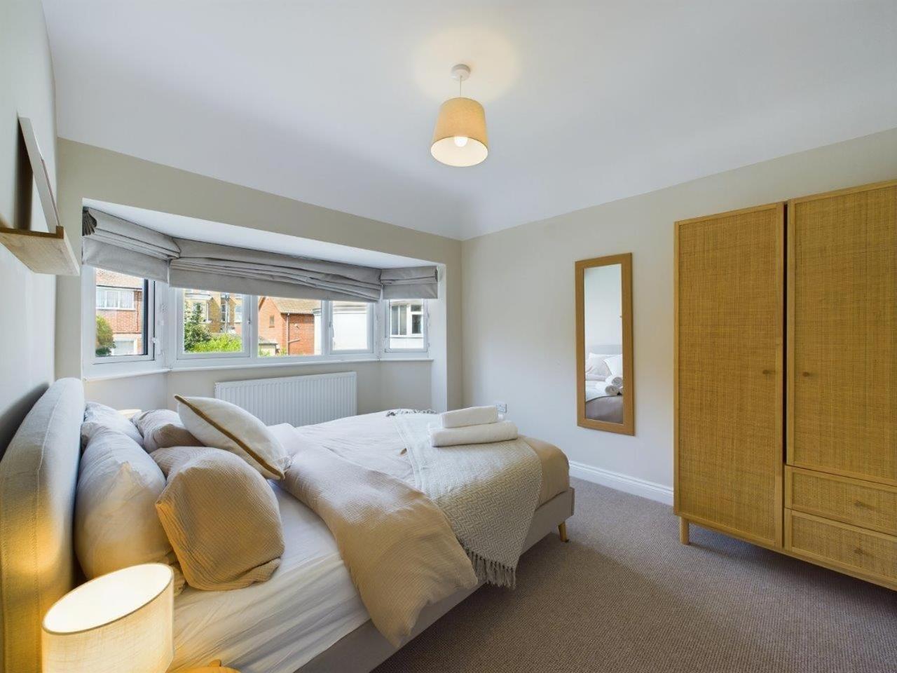 Stones Throw - Stunning House, Mins From Beach And Dogs Welcome 布罗德斯泰 外观 照片